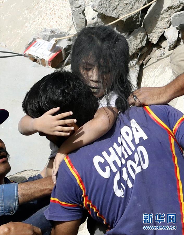 （国际）（1）巴基斯坦居民楼倒塌事故死亡人数升至10人