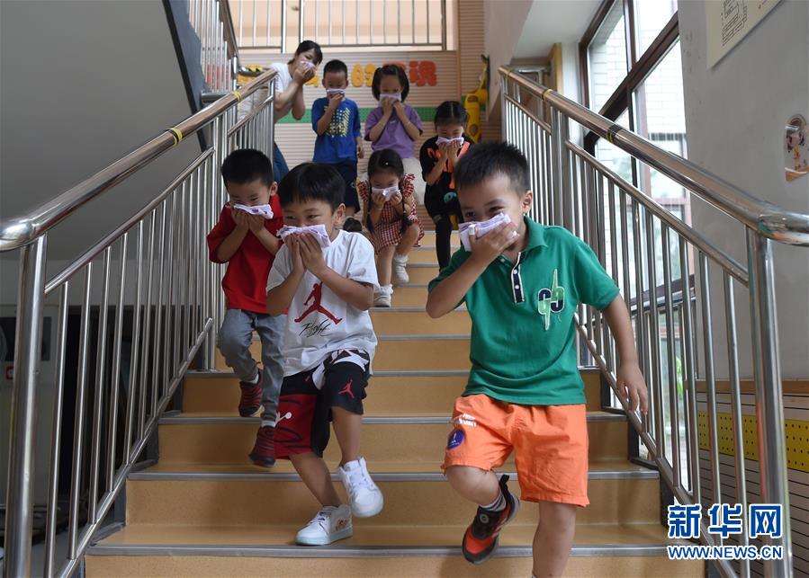 （社会）（1）急救知识进校园