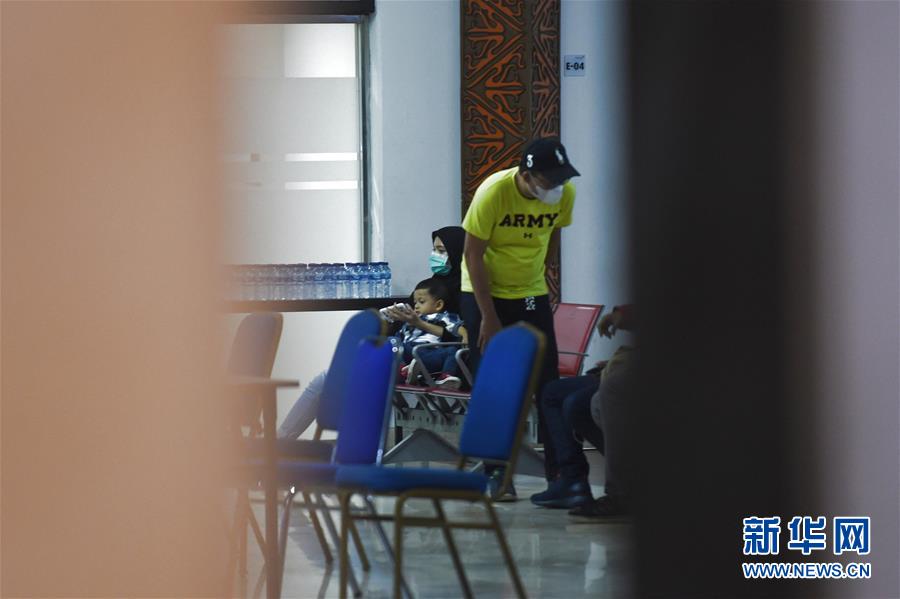 （国际）（2）印尼三佛齐航空公司一架客机坠毁