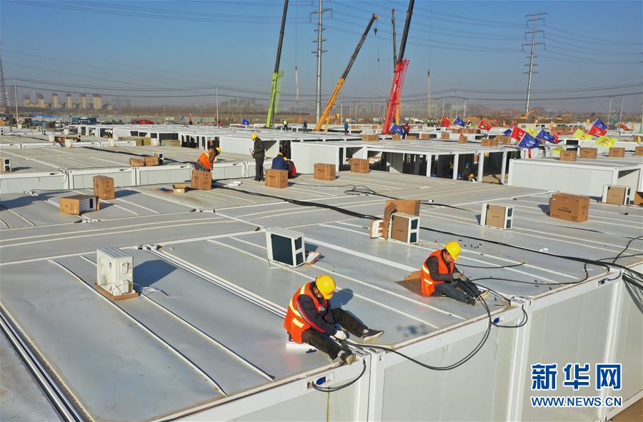 （聚焦疫情防控）（7）石家庄黄庄公寓隔离场所紧张施工