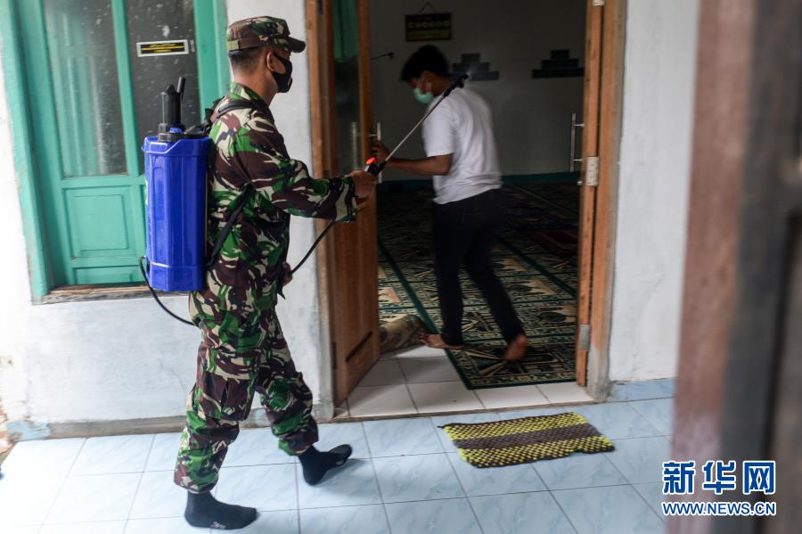 印尼累计新冠确诊病例超100万例 累计死亡28468例