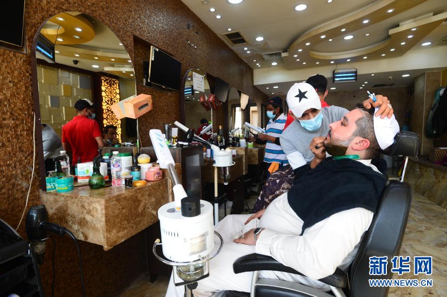 科威特：控制疫情 将停止晚8点至早5点的商业活动