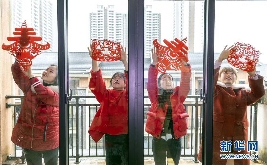 （镜观中国&middot;新华视界）（15）牛年话牛