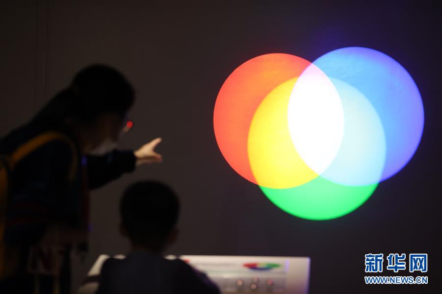 #（社会）（2）福建厦门：科技馆里乐享假期