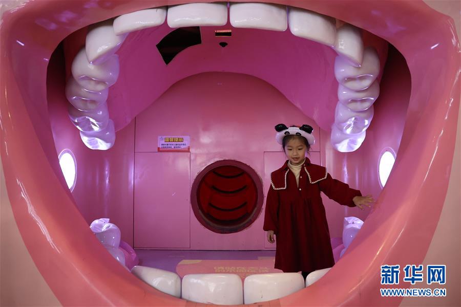 #（社会）（4）福建厦门：科技馆里乐享假期