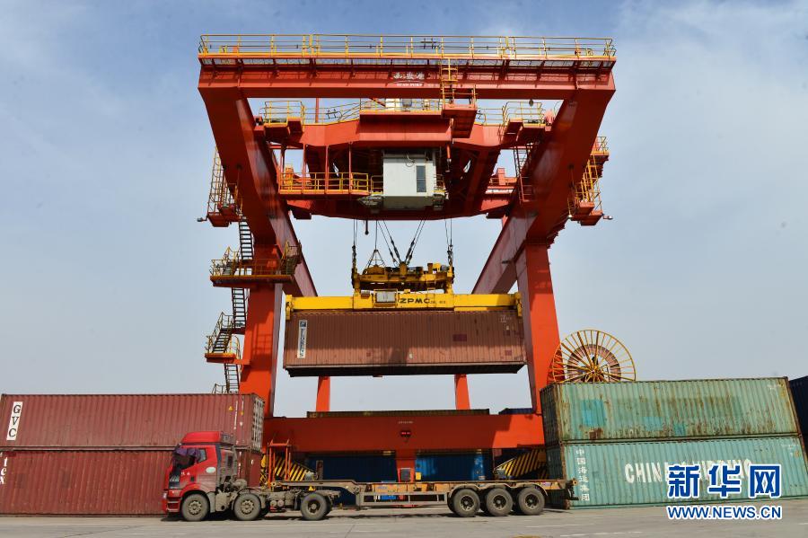 2021年中欧班列（西安）运输车数破2万车大关