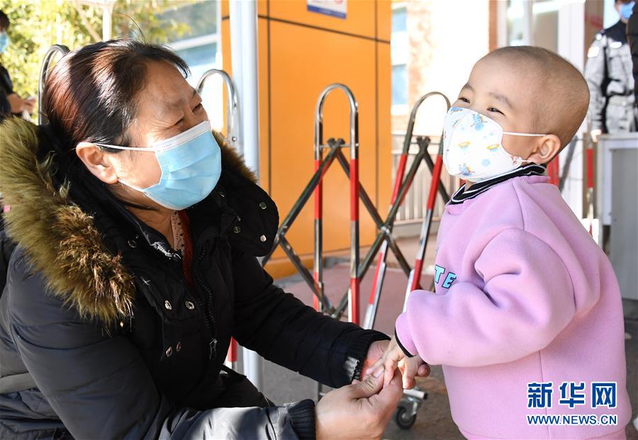 （图文互动）（7）&ldquo;抗癌小家&rdquo;：生命寒夜中的微温