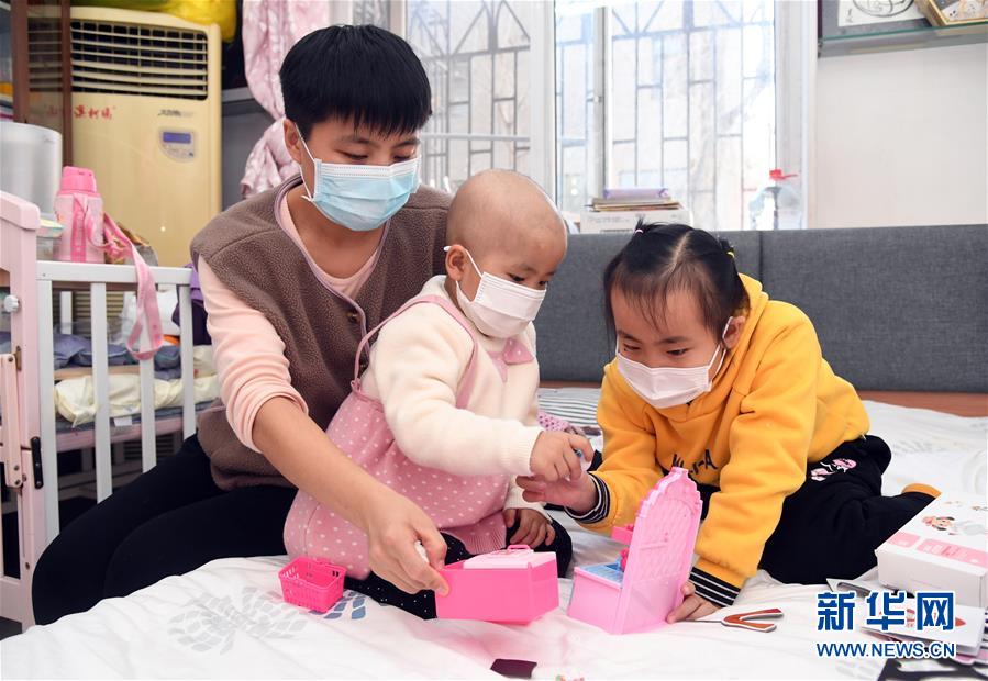 （图文互动）（12）&ldquo;抗癌小家&rdquo;：生命寒夜中的微温