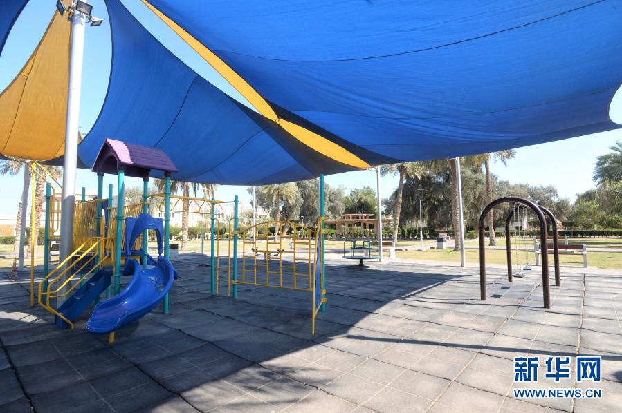 科威特：实施宵禁控制疫情 为期一个月