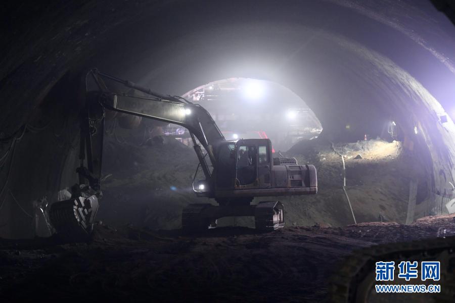 福州重点疏堵工程隧道贯通 预计2021年底建成通车