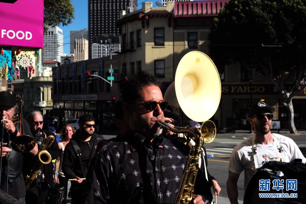美国加州：旧金山笙歌再起