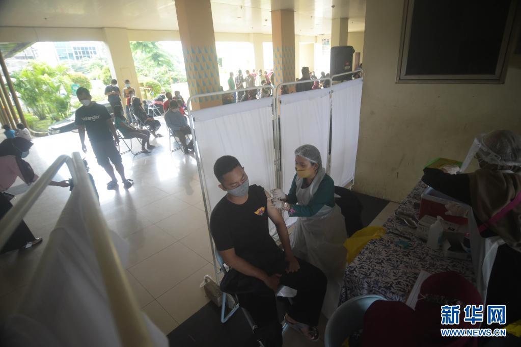 数据：印尼单日新增新冠确诊病例12624例