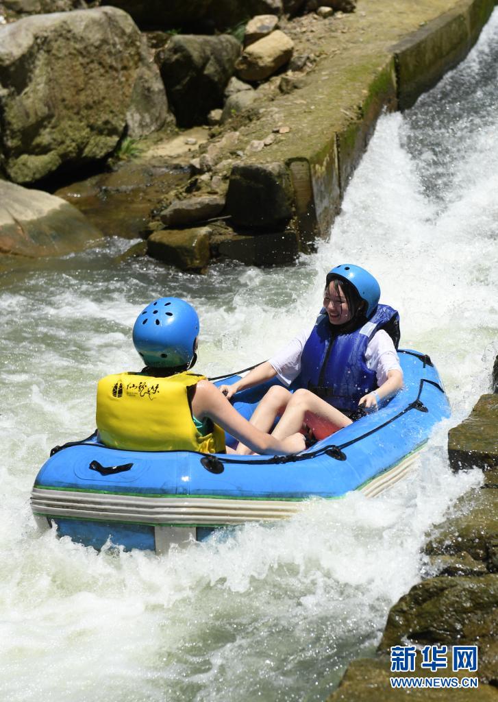 浙江山川乡：美丽乡村迎来暑期旅游旺季