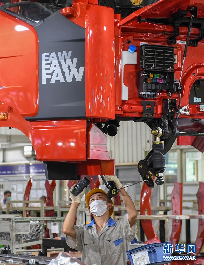 一汽解放上半年销售超33万辆 同比增长超两成