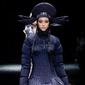 （国际）（4）巴黎时装周：让&middot;保罗&middot;高缇耶品牌发布秋冬高级定制新品