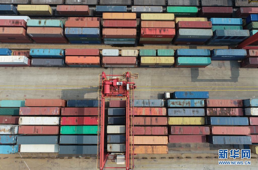 上半年中欧班列累计开行7377列