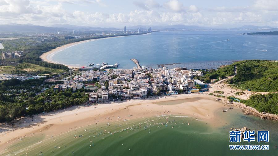 （经济）（2）三亚渔村引客来