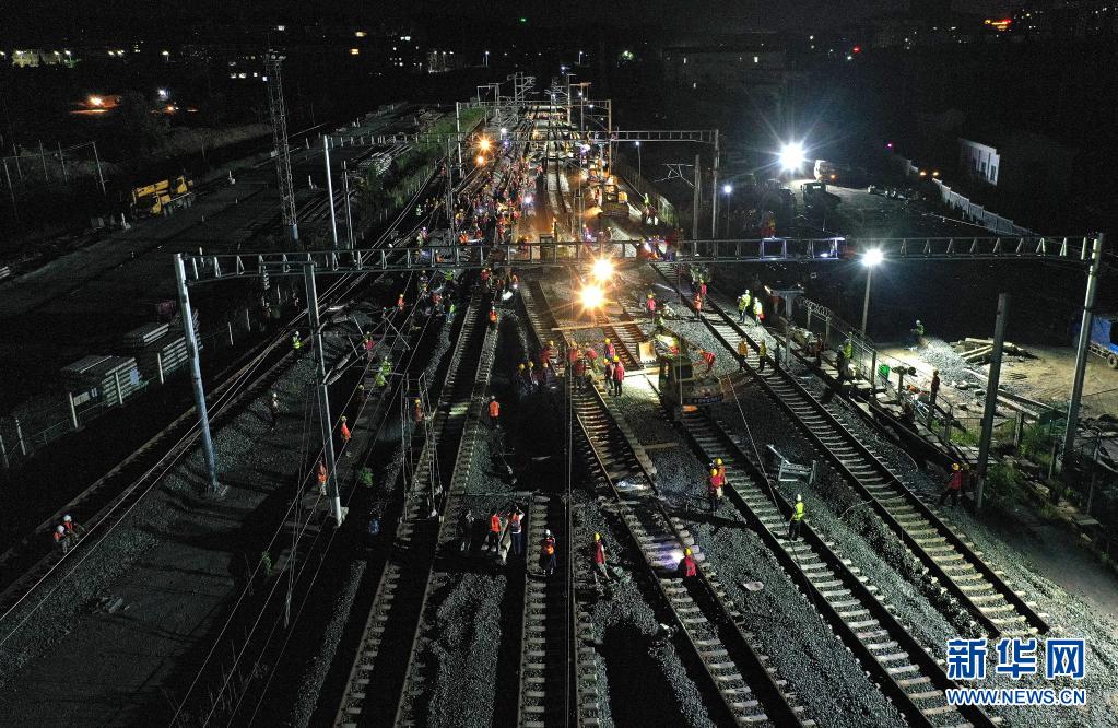 安九高铁庐山站完成武九客专正线拨接 设计时速350公里