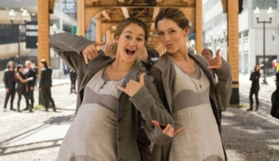 明星和替身合照超神似 你能分清嗎？