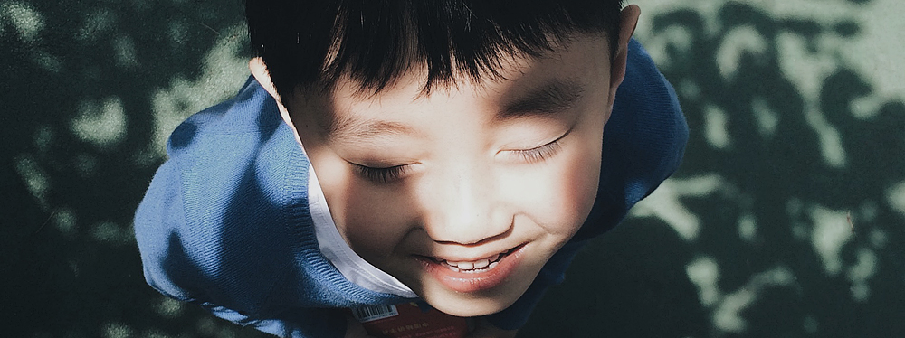 在善变的人世间里看一下永恒