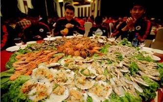辽足摆豪华海鲜盛宴
