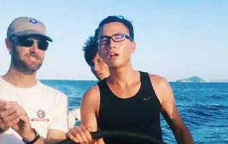 中国帆船队员落海失踪