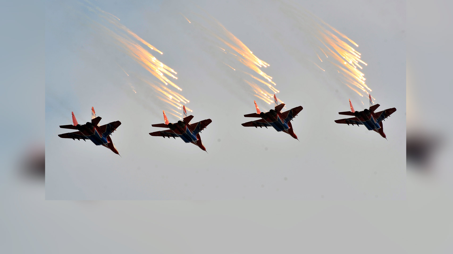 2016珠海航展前瞻:各类飞机进行飞行训练 精彩