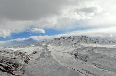 冬日祁連美如畫