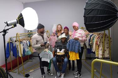 洋主播带货 &ldquo;中国童装之都&rdquo;加速出海