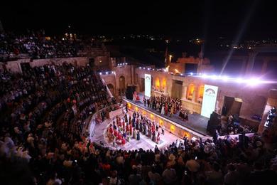 約旦傑拉什文化藝術節開幕