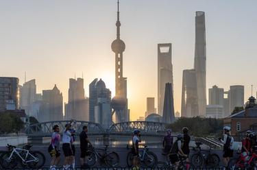 第六届进博会丨漫步申城 赴约进博