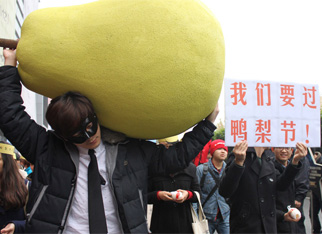 中国上班族压力全球第一 白领自嘲&ldquo;压力山大&rdquo;