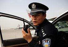 张长松：国门卫士的忠诚与荣誉