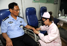 陆立才：与其&ldquo;愁死&rdquo;，不如&ldquo;干死&rdquo;