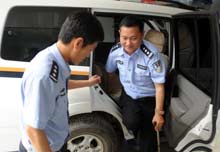 锁锁：泥石流击不倒的汉子