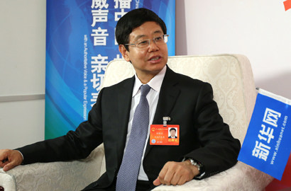 全国人大代表刘明忠做客新华网、中国政府网两会访谈