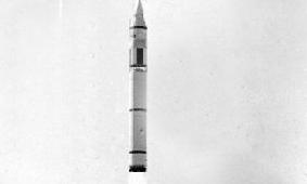 历史上的5月18日：中国第一枚远程运载火箭点火起飞