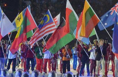 伦敦奥运会闭幕式在&ldquo;伦敦碗&rdquo;举行 各国代表团入场