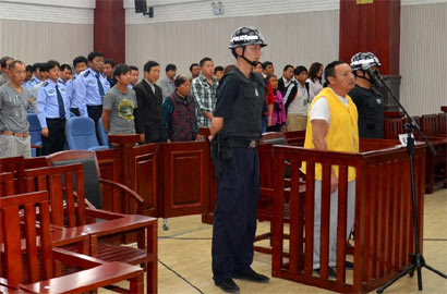 腐败局长变&ldquo;赌神&rdquo;：打麻将赢30万贿赂款事件调查