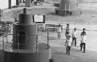 历史上的7月29日：葛洲坝水利枢纽二江电站全面建成