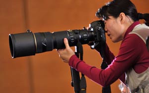 像男人一样战斗 两会上的&ldquo;三八节&rdquo;