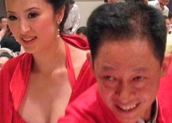 男星白富美妻子全曝光