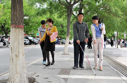 宁夏举办&ldquo;关爱盲人定向行走&rdquo;活动
