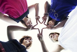 集體照竟然還能這麼拍