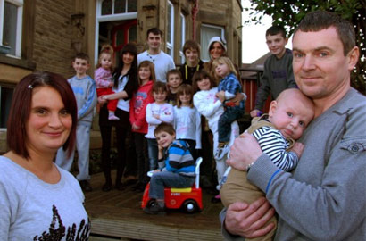 英國38歲&ldquo;超媽&rdquo;將生第17胎