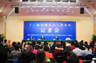 楼继伟、张少春答记者问