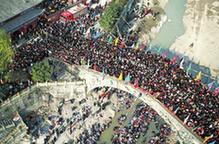 鳥瞰安縣踩橋日:20萬人"踏破"太平橋