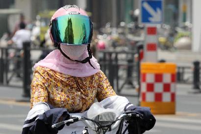 中央氣象臺繼續發布高溫黃色預警 市民各出避暑絕招