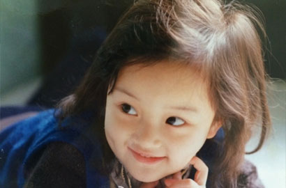 眾星曬童年萌照慶兒童節 自幼星范兒足