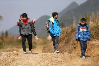 图片故事：&ldquo;中国式&rdquo;陪读人